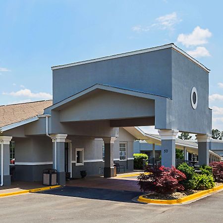 Quality Inn & Suites Greenville - Haywood Mall Екстериор снимка