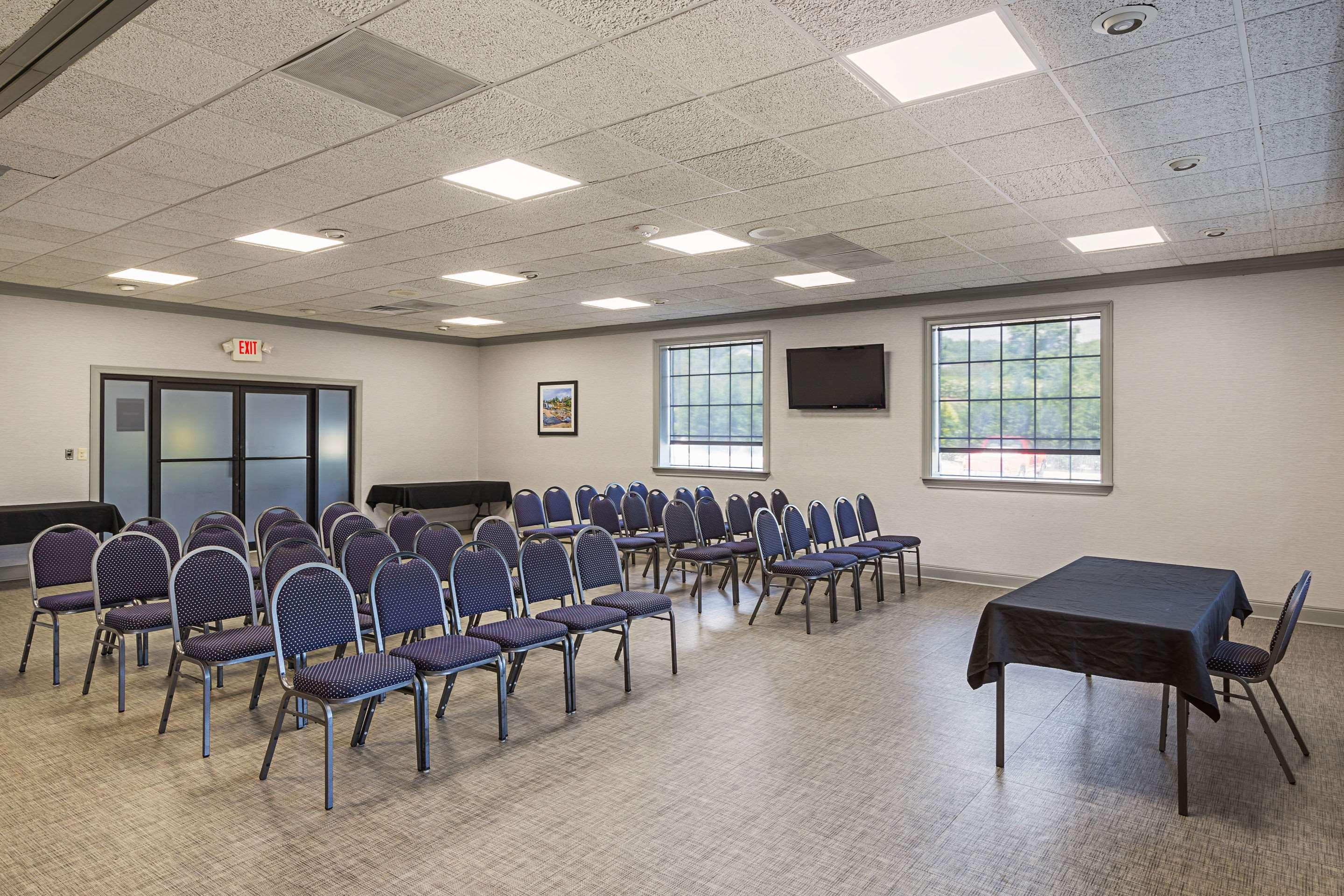 Quality Inn & Suites Greenville - Haywood Mall Екстериор снимка